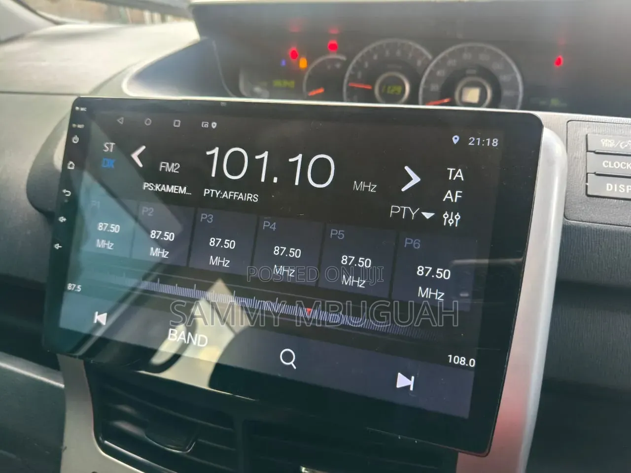 Toyota Voxy SV Premium 2014 Silver