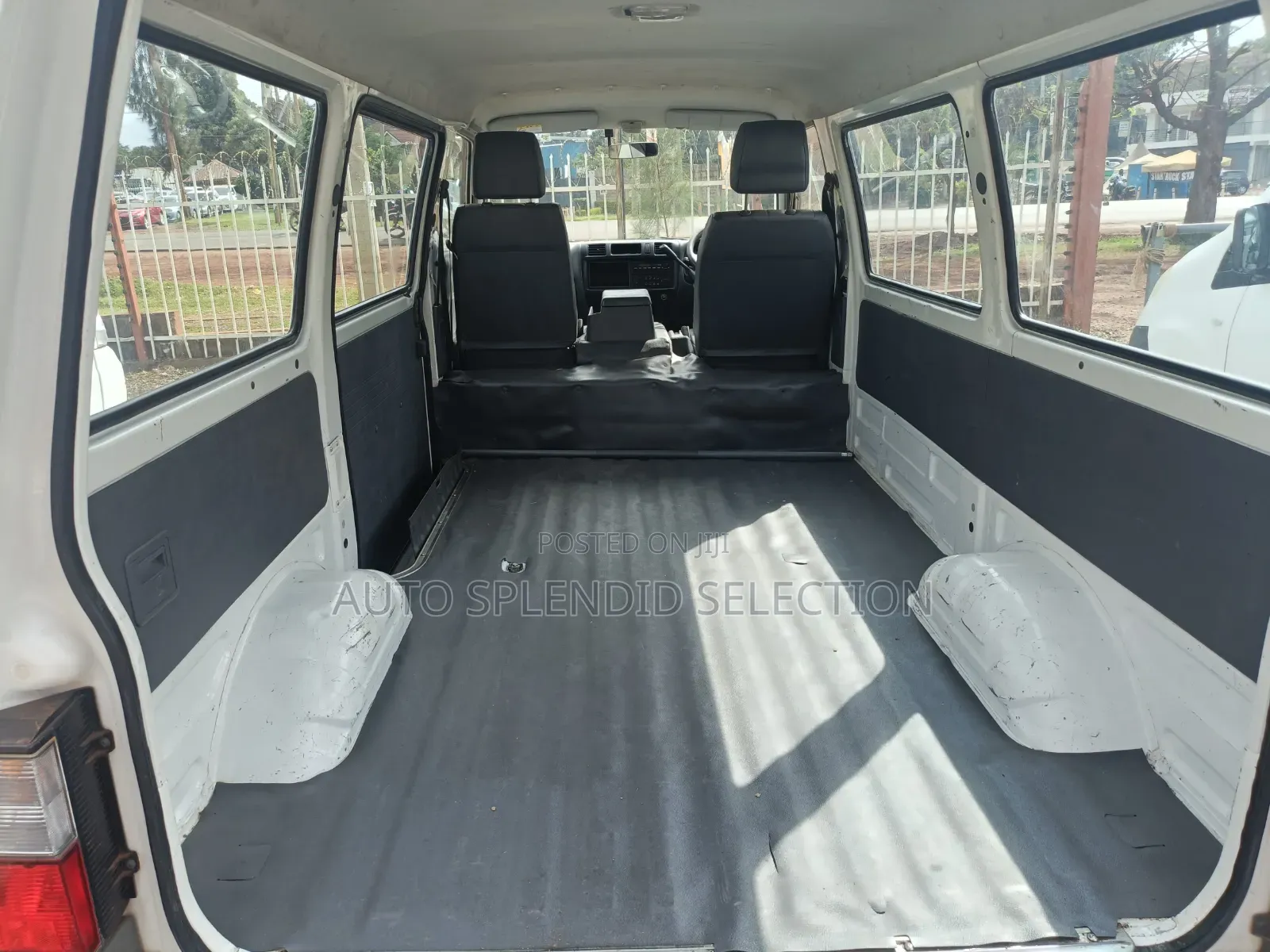 Mazda Bongo 2015 White