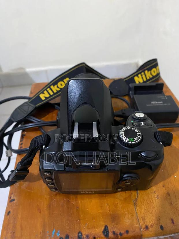 Nikon D60 DSLR Camera - thumbnail 4