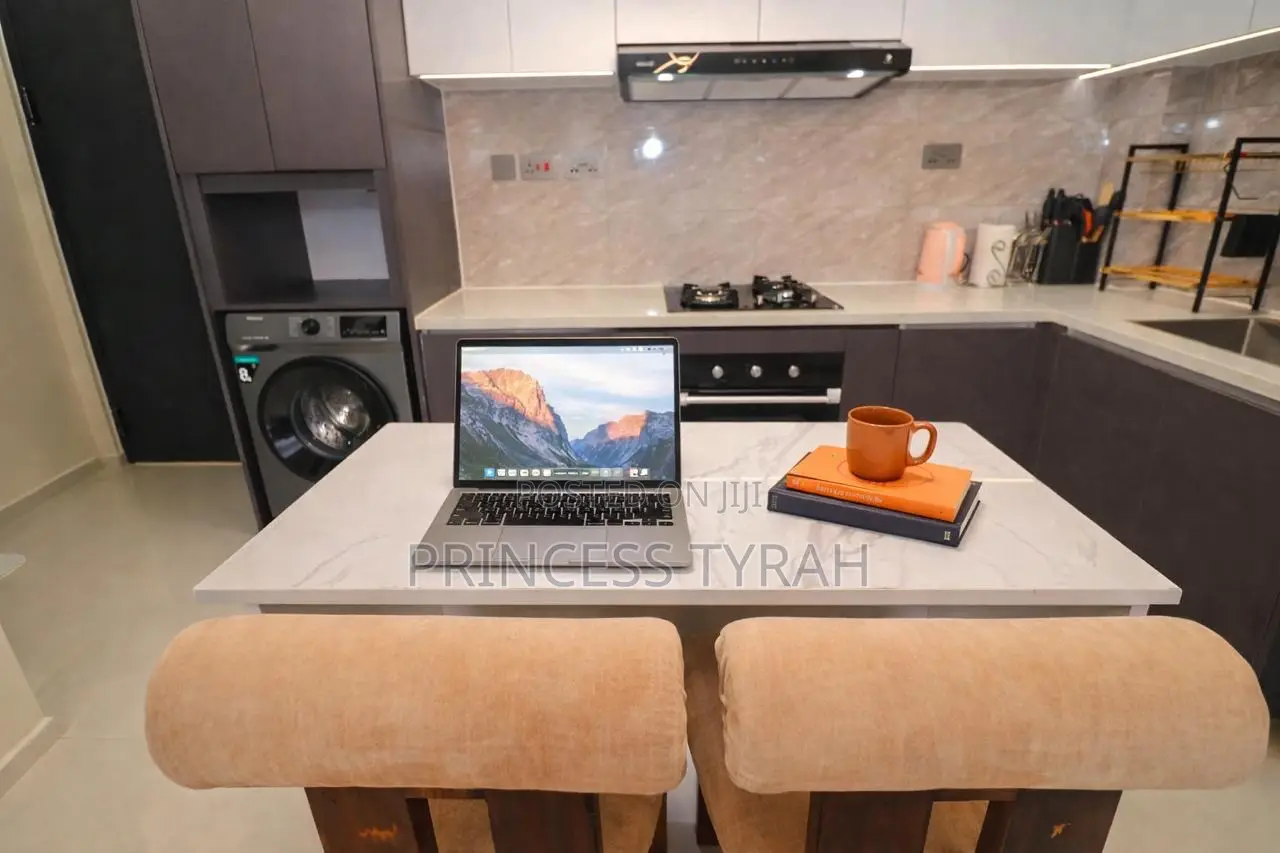 Luxurious 1br|Westlands|Fast Wifi|Gtc|Infinity Pool
