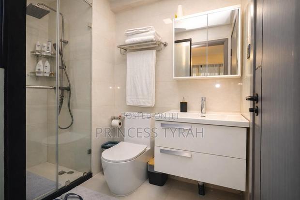 Luxurious 1br|Westlands|Fast Wifi|Gtc|Infinity Pool - thumbnail 10