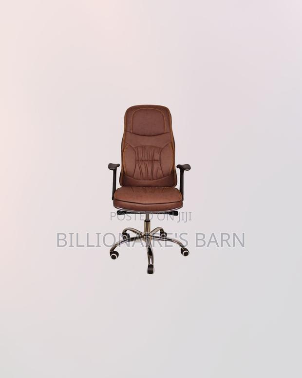 Heavy Duty Ergonomic Executive Leather Chair High Back Padded Armrest