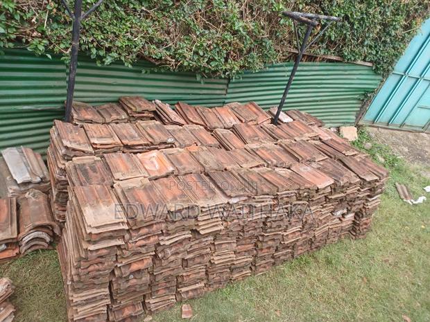 Reclaimed Clay Roofing Tiles - main view