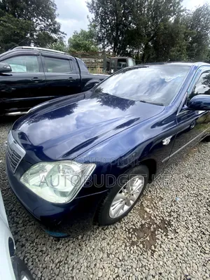 Toyota Crown 2006 Blue