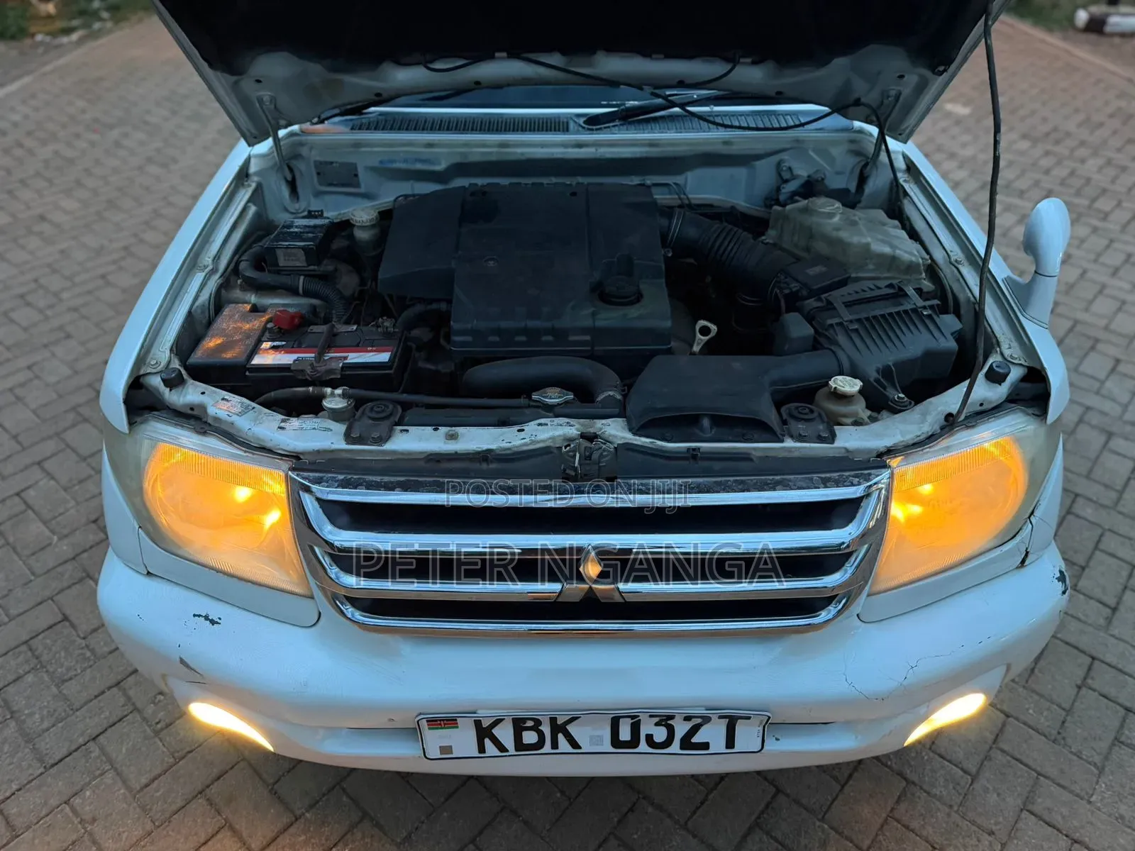 Mitsubishi Pajero IO 2003 White