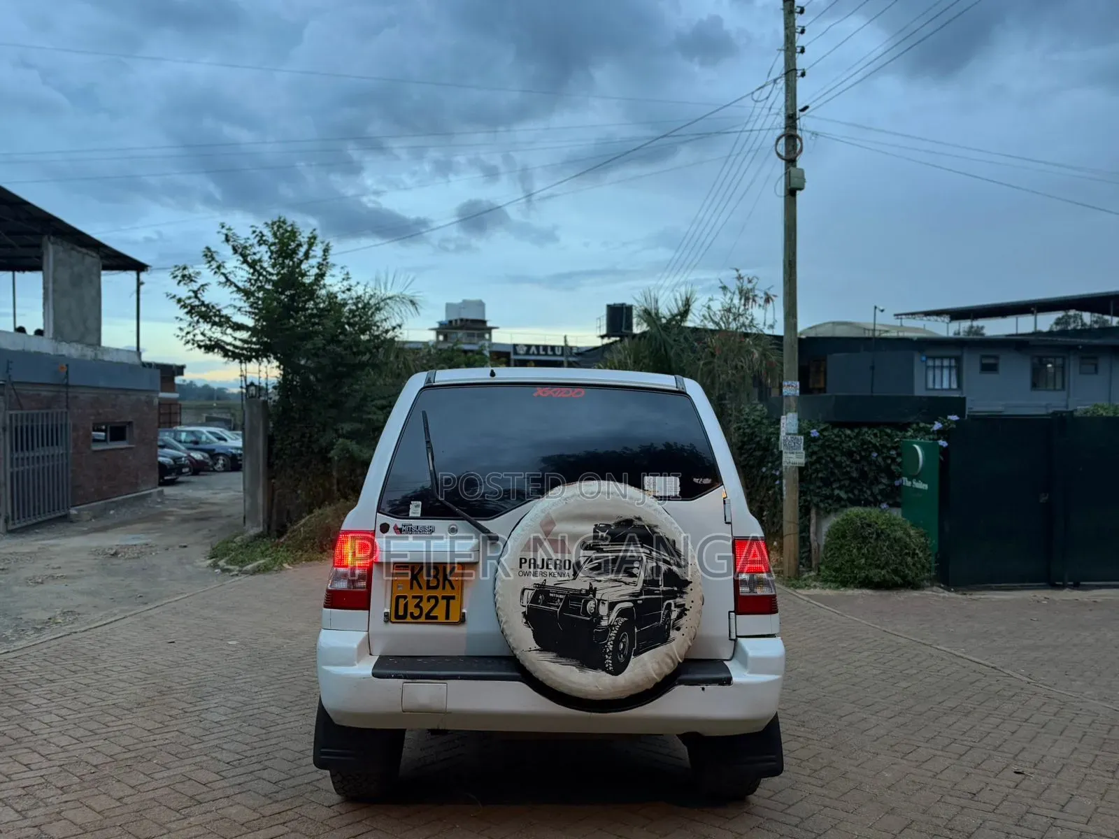 Mitsubishi Pajero IO 2003 White