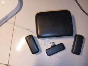 Ulanzi J12 Wireless Microphones.