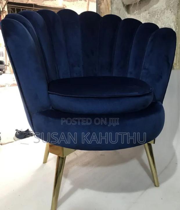 Royal Blue Exquisite Velvet Sofa