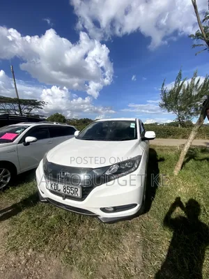 Honda Vezel 1.5 Hybrid 2WD 2016 White