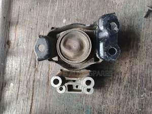 Nissan Note Engine Mountain