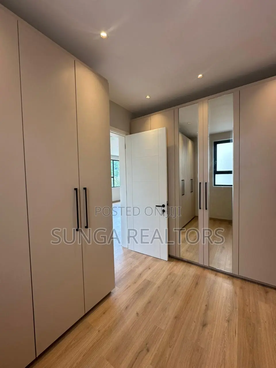 5bdrm House in Manyani, Muthangari for rent