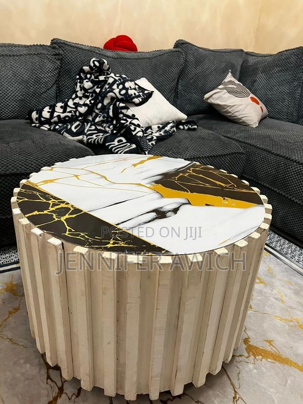 Hello, Selling This Round Beautiful Coffee Table for 3000ksh