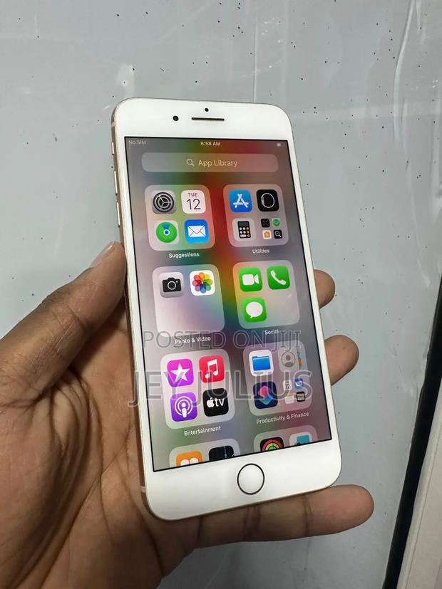 Apple iPhone 8 Plus 64 GB Gold - thumbnail 2