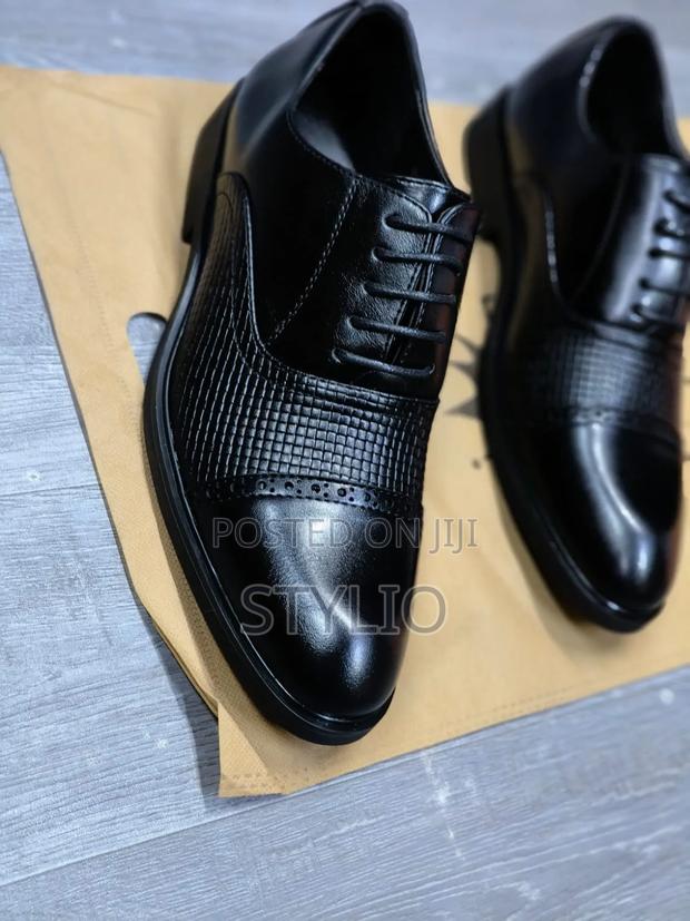Official Shoes - thumbnail 5