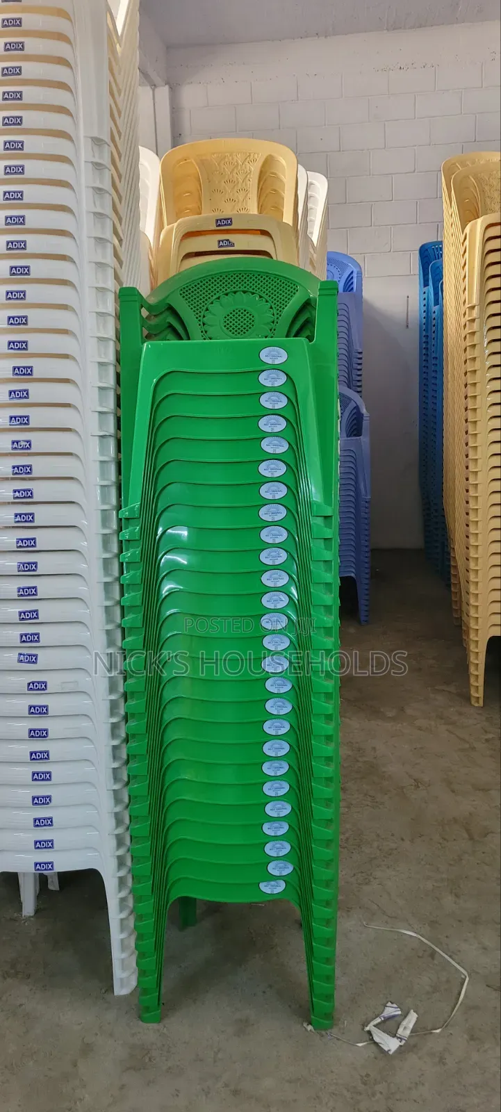 Quality Plastic Chairs/ All Brands Plastic Chairs in Stock