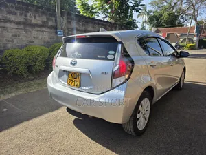 Toyota Aqua 2015 Silver