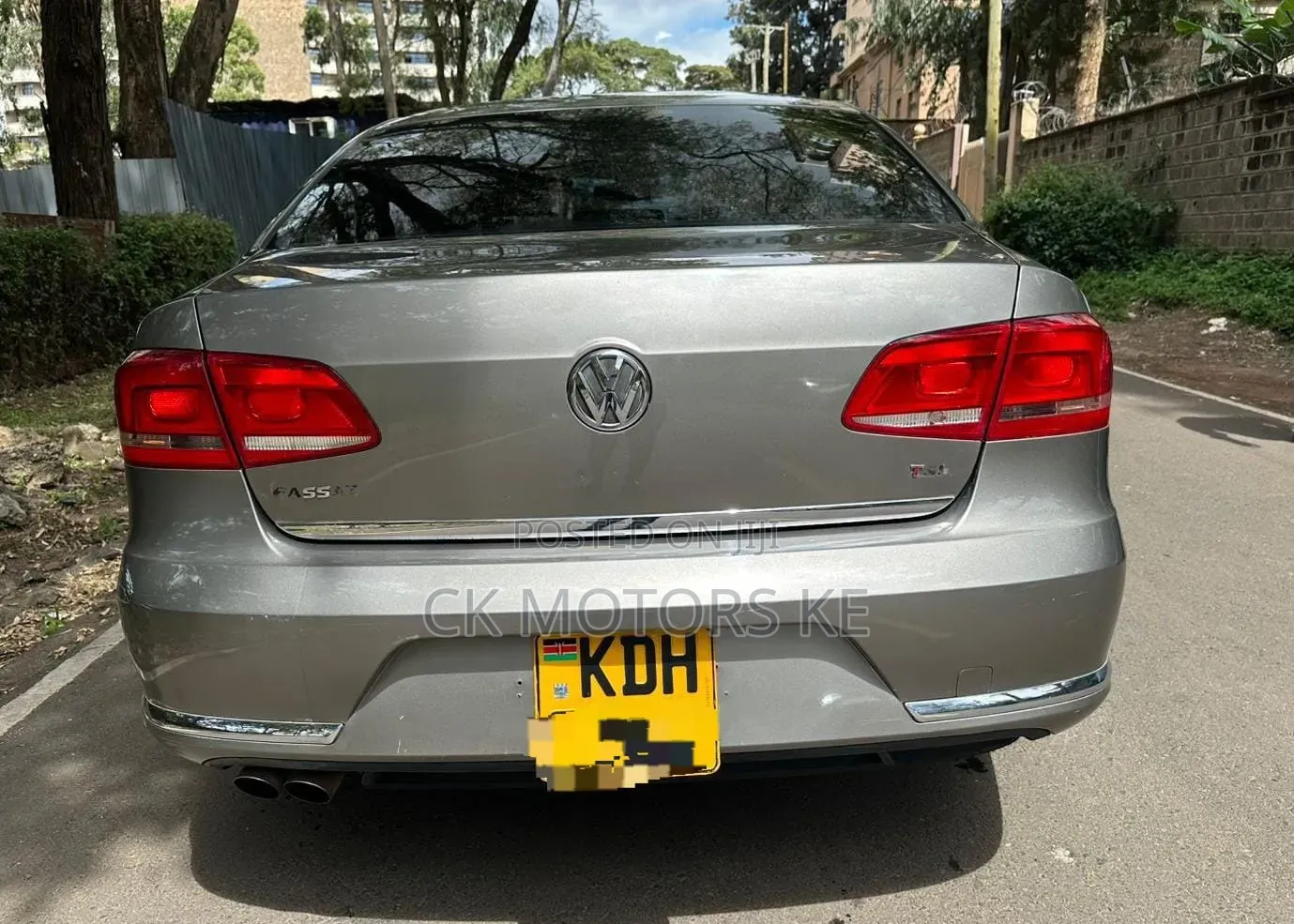 Volkswagen Passat 2014 Gray