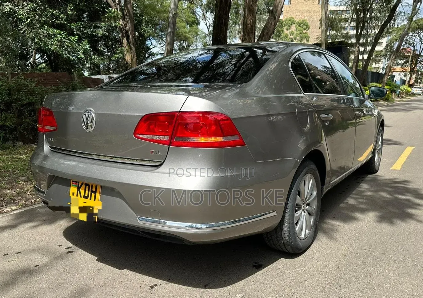 Volkswagen Passat 2014 Gray