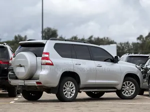 Toyota Land Cruiser Prado 3.0 D-4D (190 Hp) 7 seats 2016 Silver