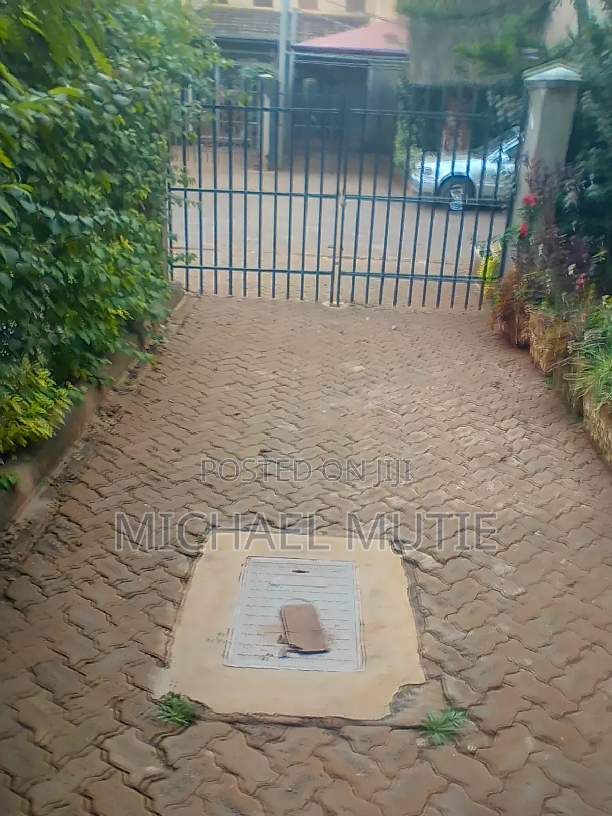 4bdrm Maisonette in Komarocks for sale