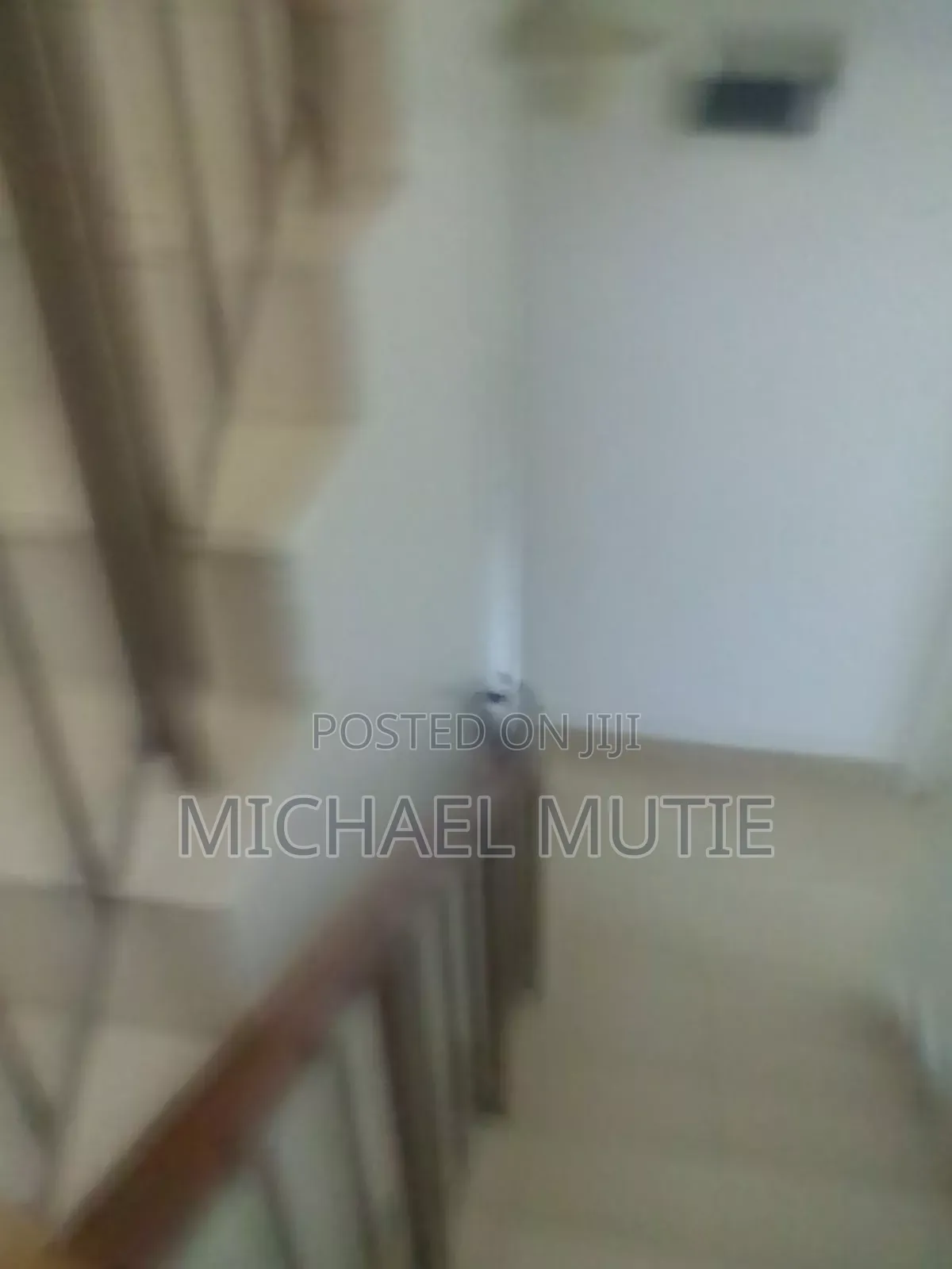 4bdrm Maisonette in Komarocks for sale