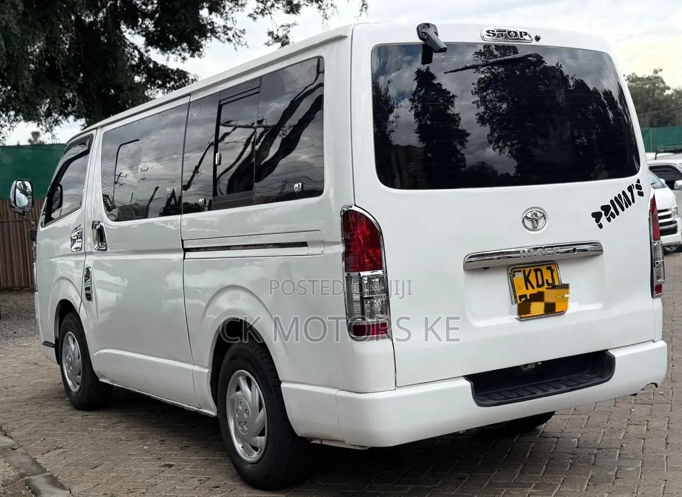 Toyota HiAce 2016 White