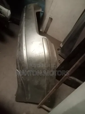Toyota Avensis Station 2006 Rear Bumper With Kit