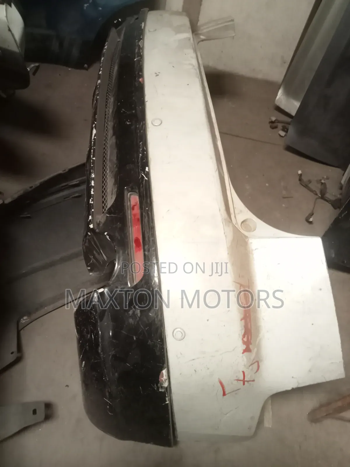Mazda Cx7 Rear Bumper With Skirting