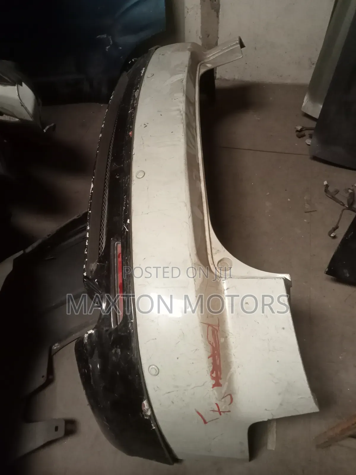 Mazda Cx7 Rear Bumper With Skirting