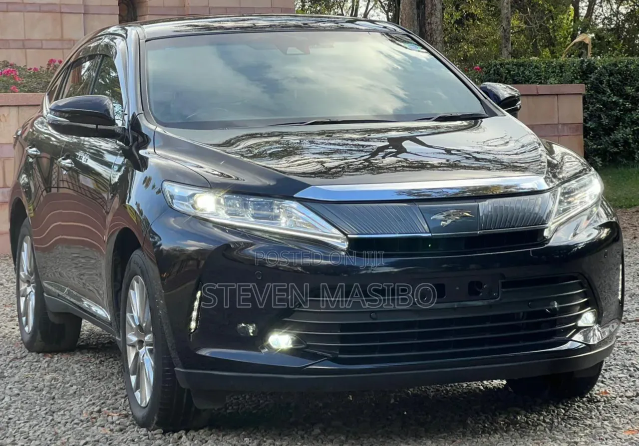 Toyota Harrier 2.0 2019 Black