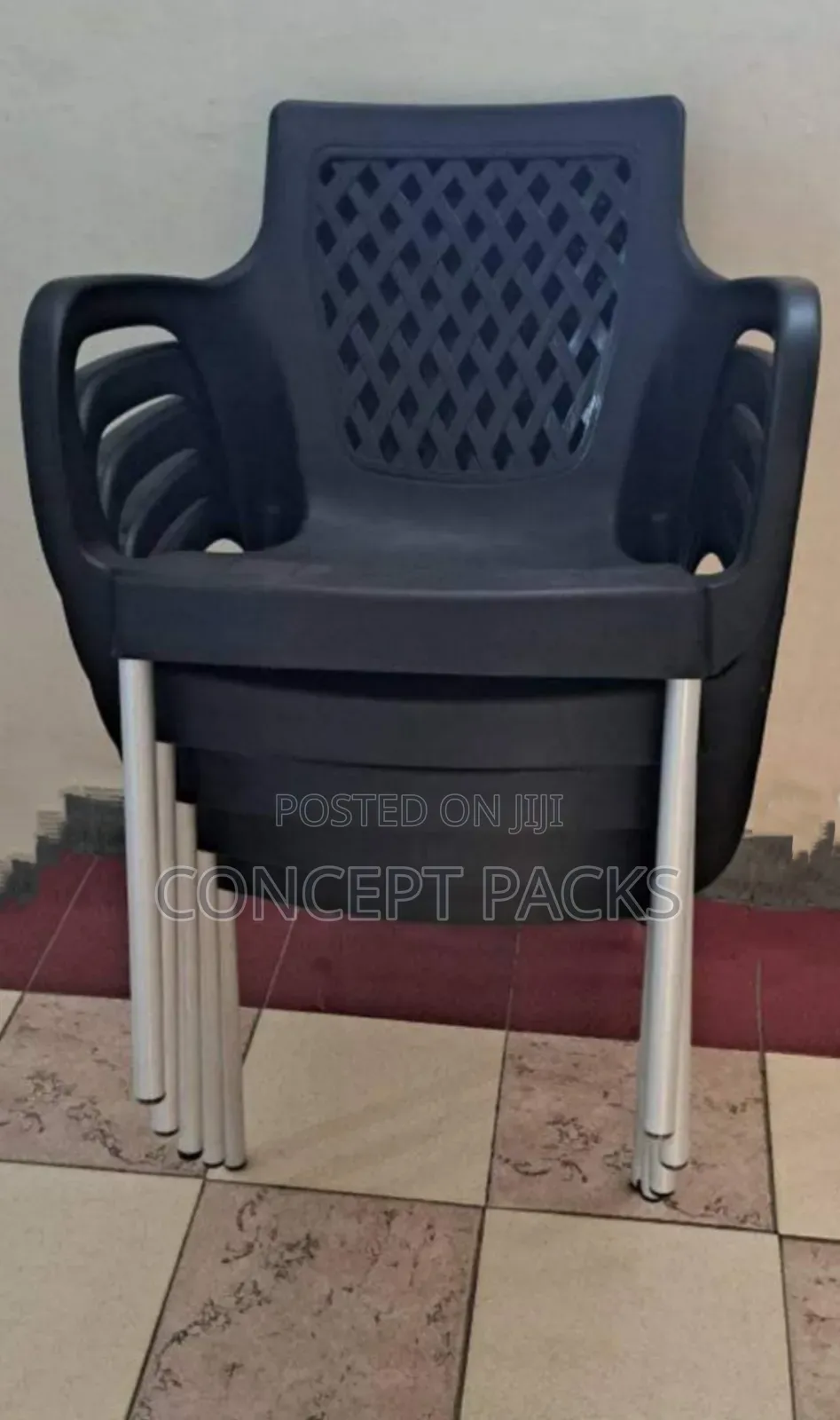 Heavy Duty Plastic Chairs With Metal Tubing Stands