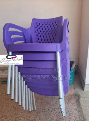 Heavy Duty Plastic Chairs With Metal Tubing Stands