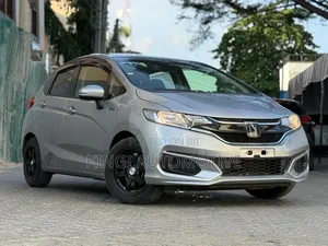Honda Fit 2019 Silver
