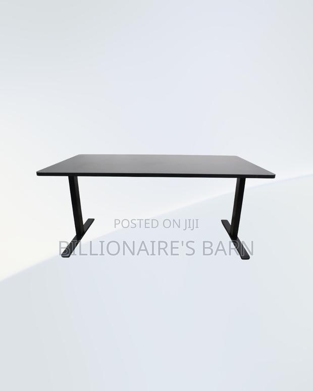 Comfortable Dual Motor Electric Standing Desk Ergonomic Workstation - thumbnail 3