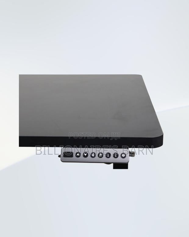 Comfortable Dual Motor Electric Standing Desk Ergonomic Workstation - thumbnail 4