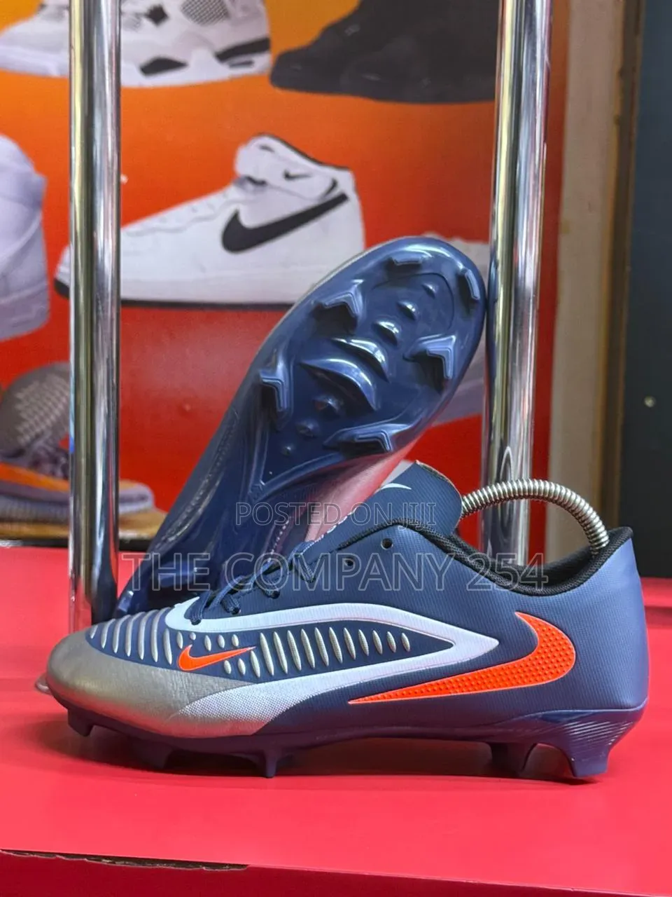 Quality Casual Designer Uniform Kids Soccer Football Shoes Size 30-40