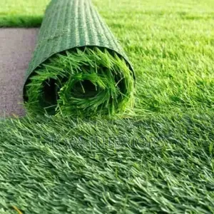 Fluffy Turf Grass Carpets That Is Foot Friendly and Water Resistant
