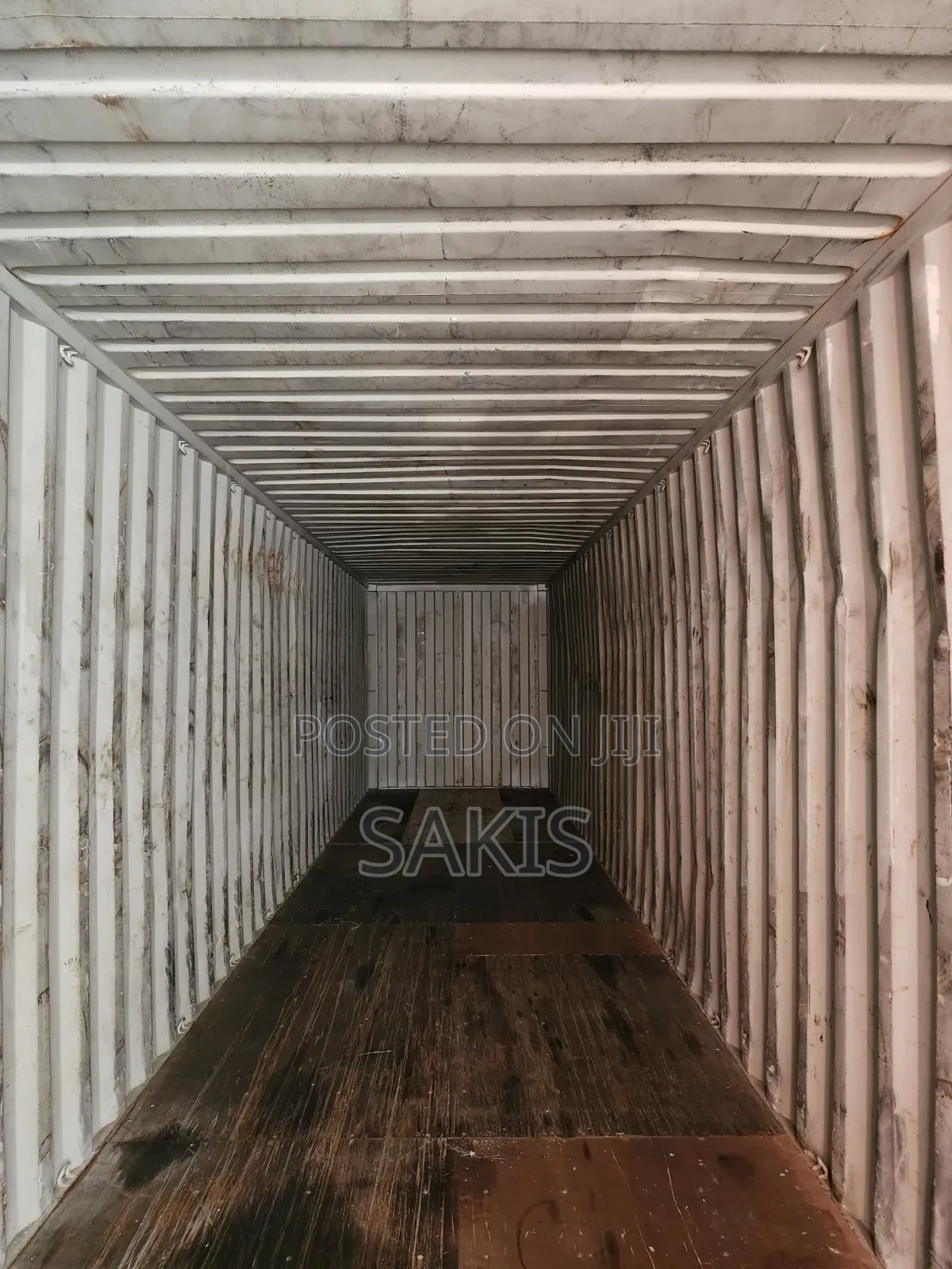 World-Class! 40ft High Cube Shipping Containers in Great Condition