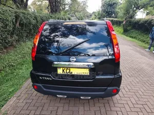 Nissan X-Trail 2.0 Petrol XE 2010 Black