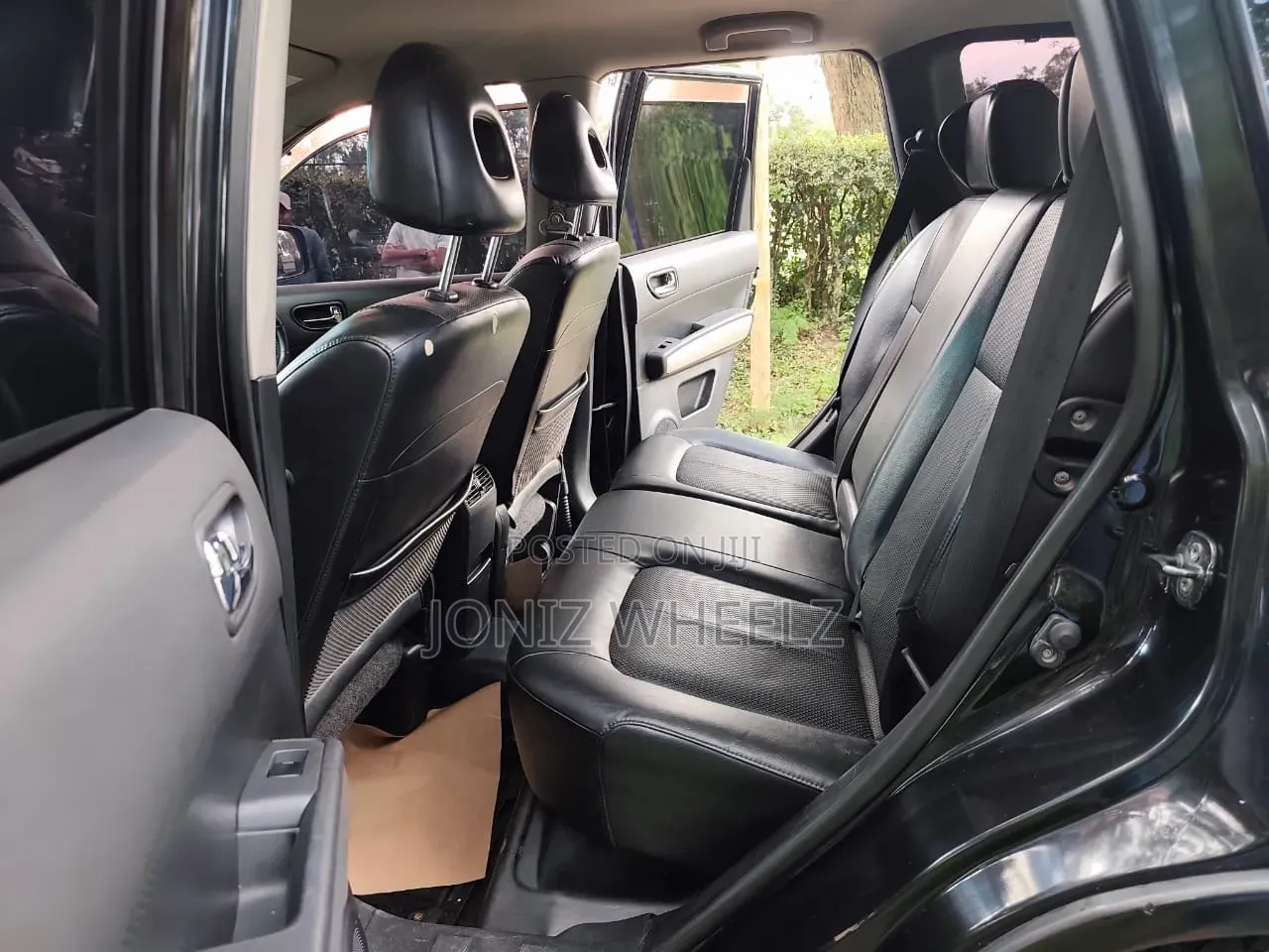 Nissan X-Trail 2.0 Petrol XE 2010 Black