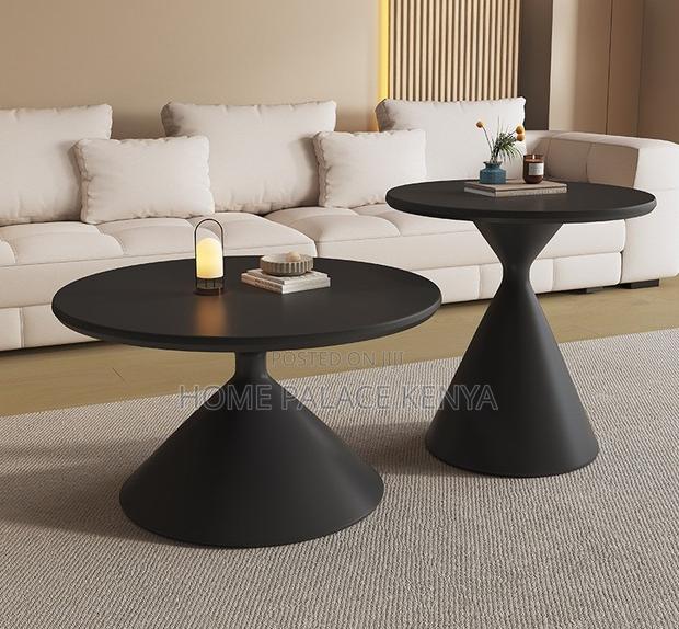 Coffee Table: Luxury Wooden Round Coffee Table - thumbnail 4
