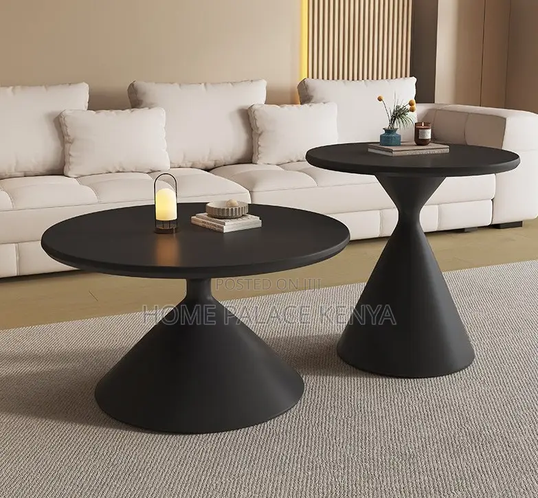 Coffee Table: Luxury Wooden Round Coffee Table