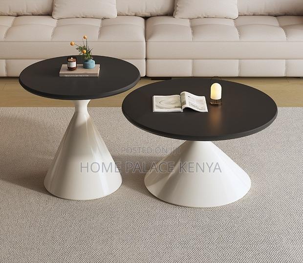 Coffee Table: Luxury Wooden Round Coffee Table - thumbnail 5