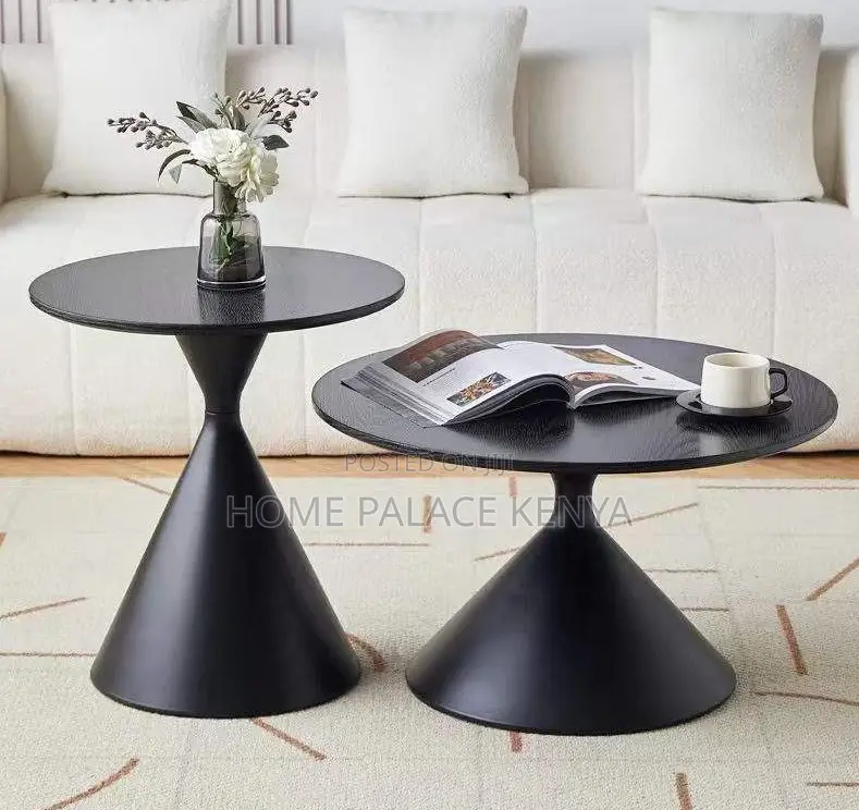 Coffee Table: Luxury Wooden Round Coffee Table