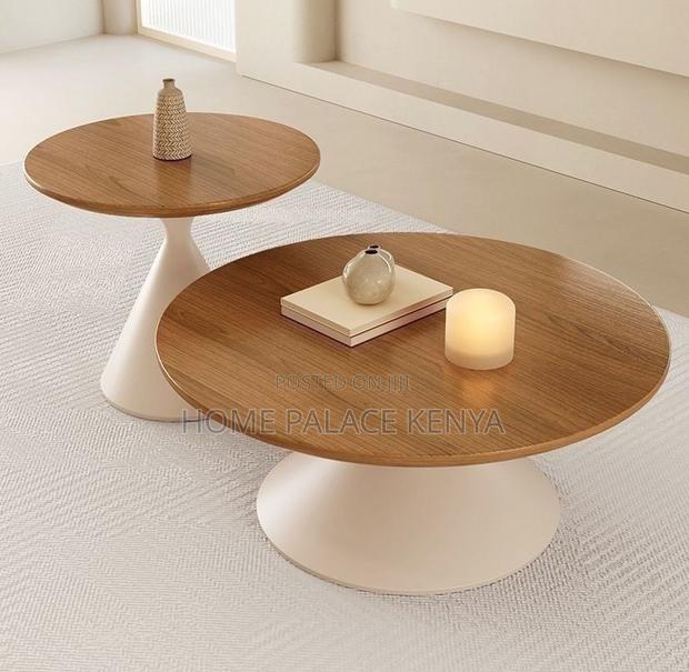 Coffee Table: Luxury Wooden Round Coffee Table - thumbnail 7