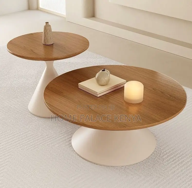 Coffee Table: Luxury Wooden Round Coffee Table