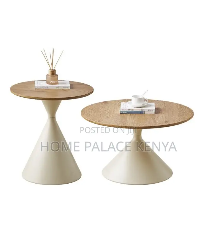 Coffee Table: Luxury Wooden Round Coffee Table