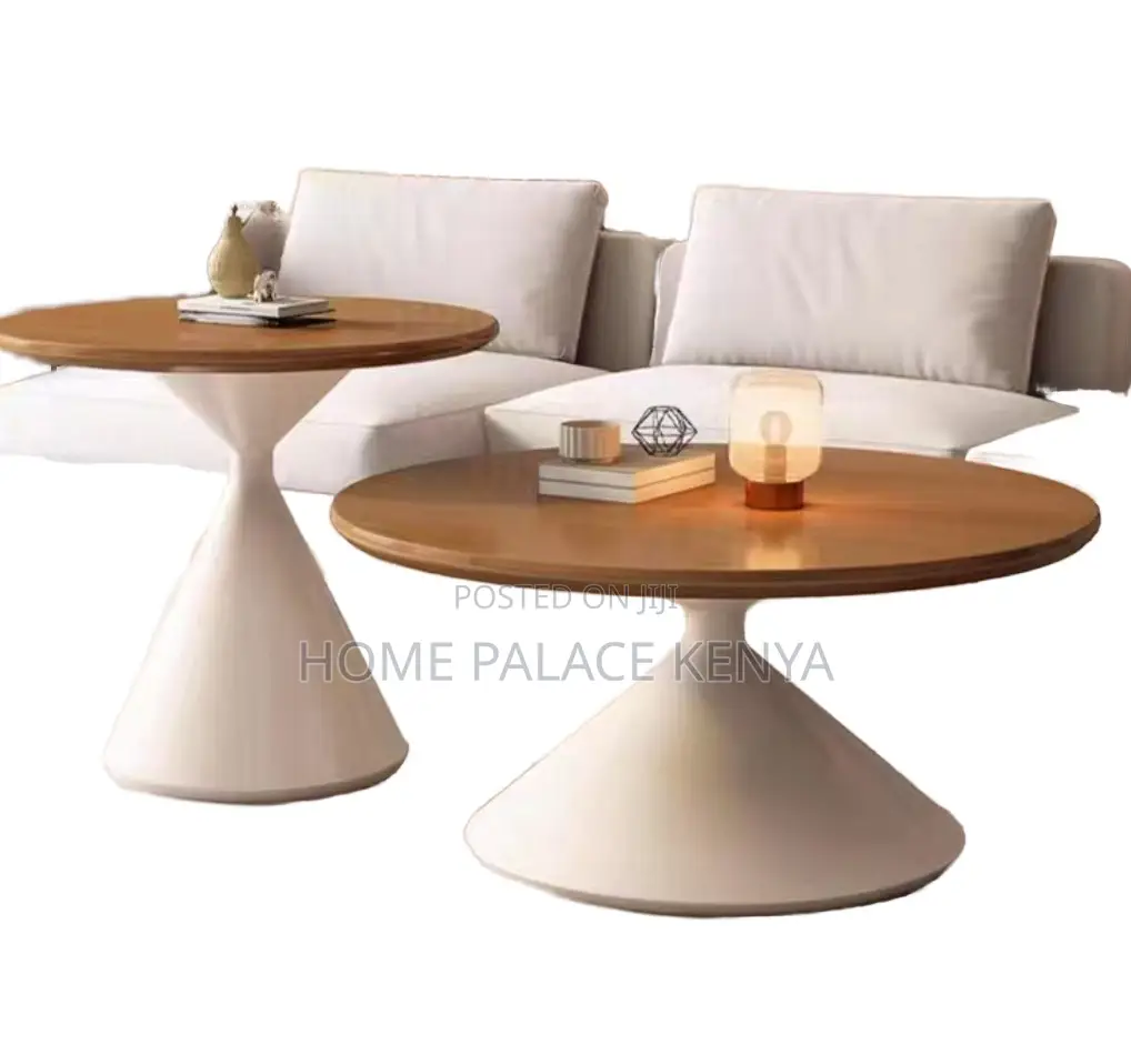 Coffee Table: Luxury Wooden Round Coffee Table