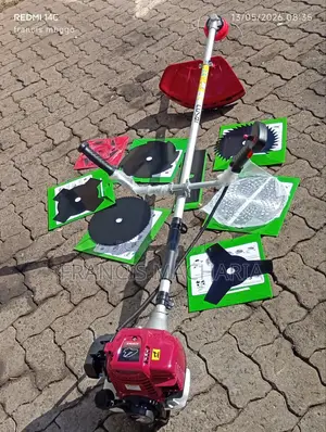 8 Cutting Blade Brush Cutter Machine