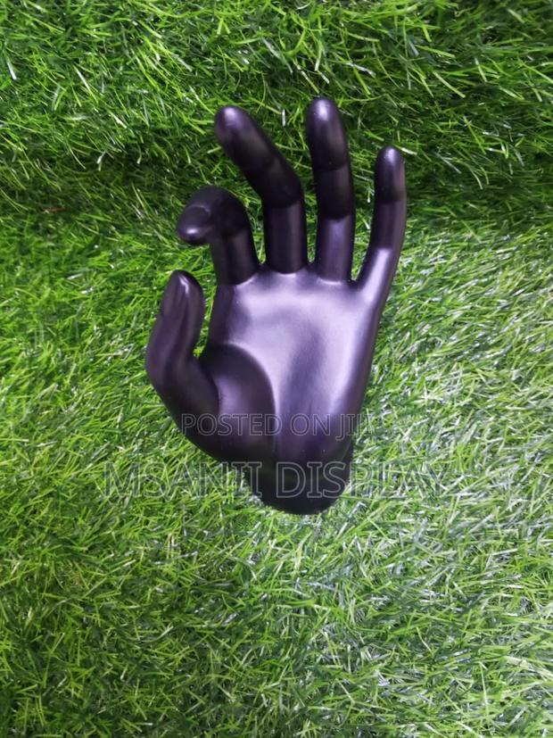 Hand Ring Display - thumbnail 2